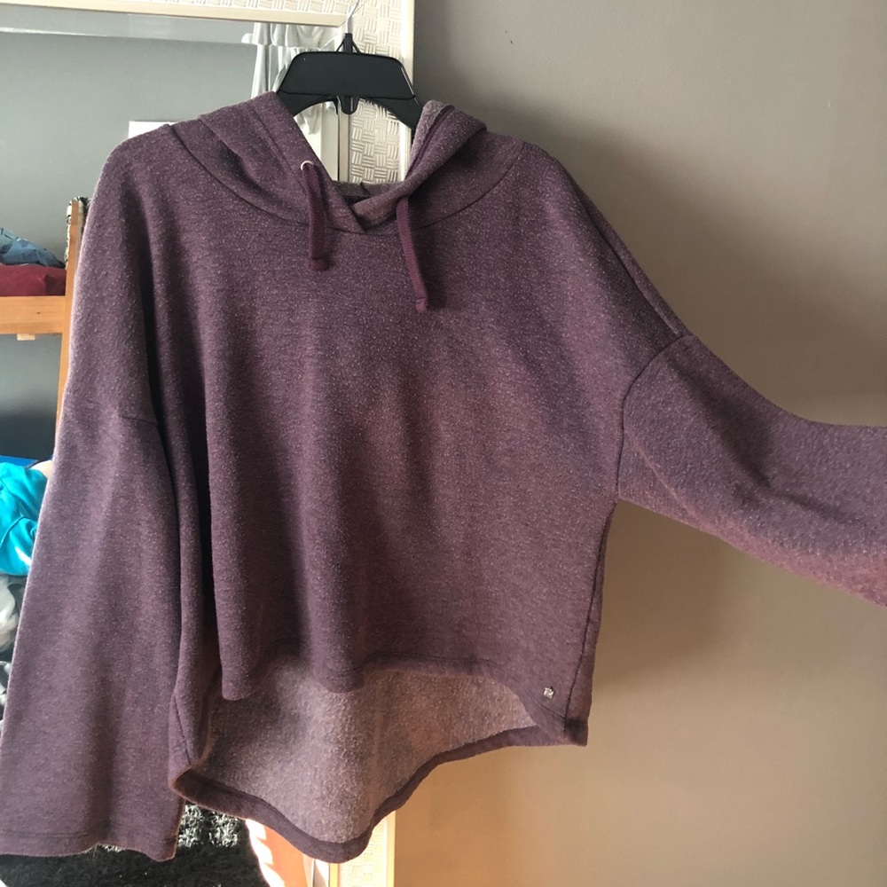Fabletics sweatshirt